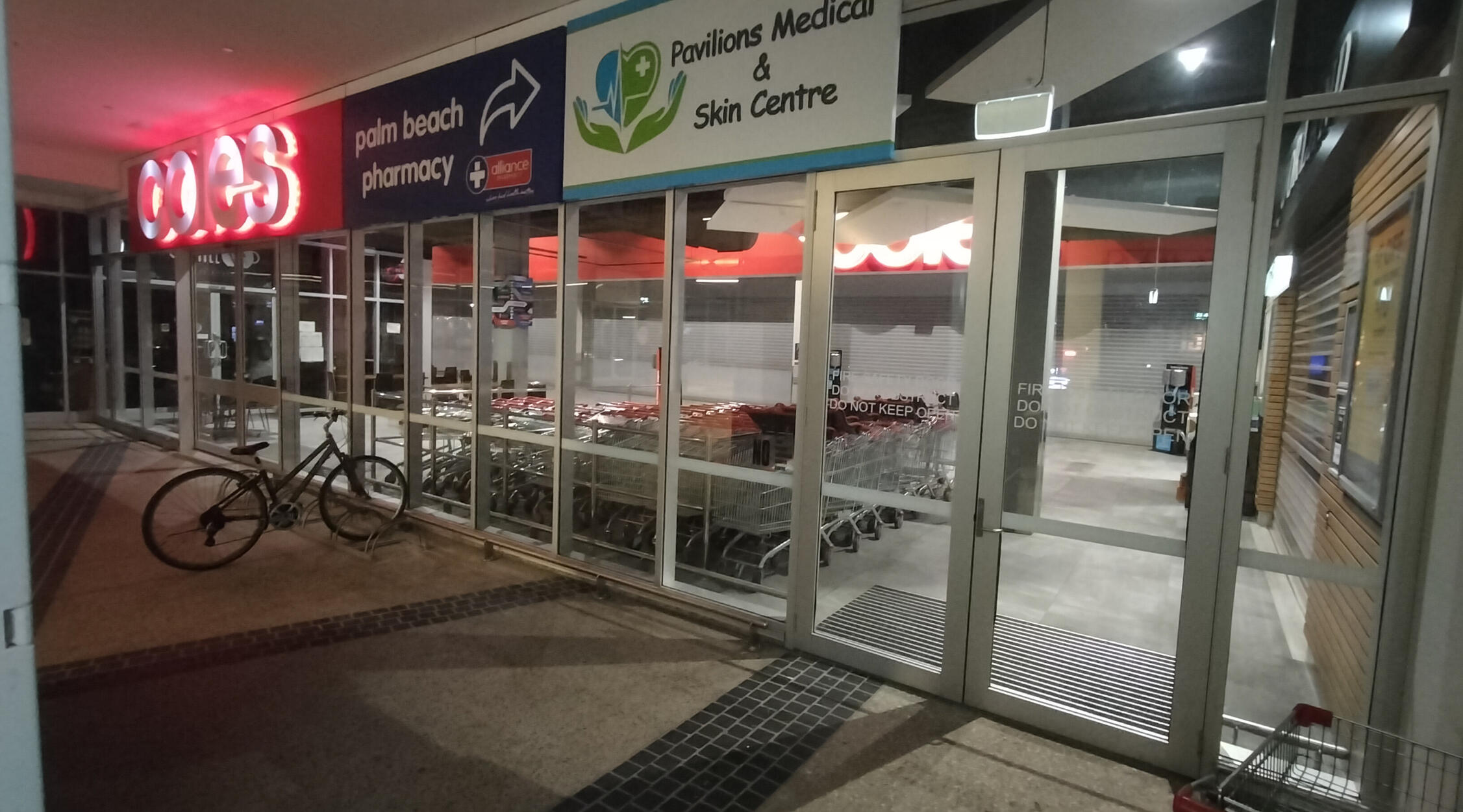 Windows at Pavilions Palm Beach